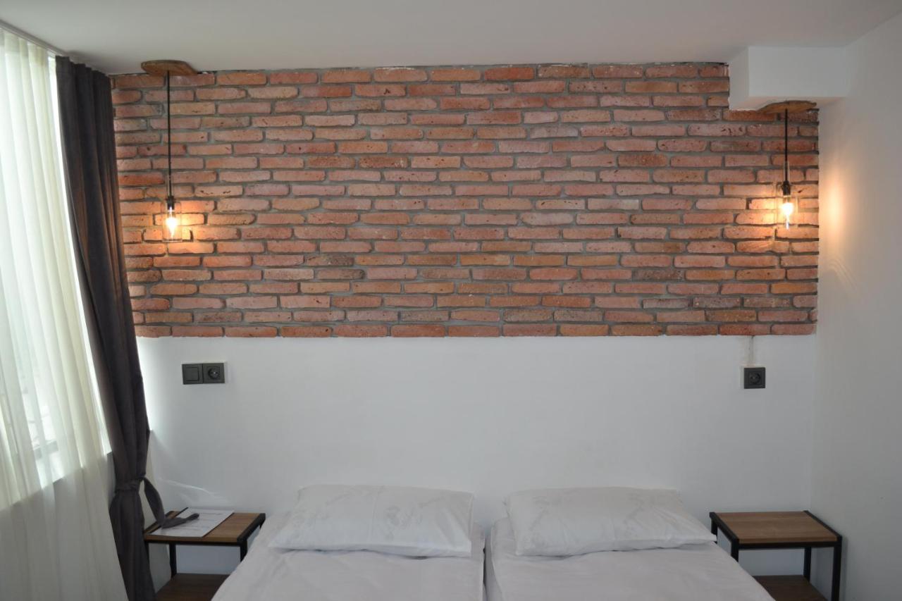 Hotel Baratashvili 12 Tiflis Dış mekan fotoğraf